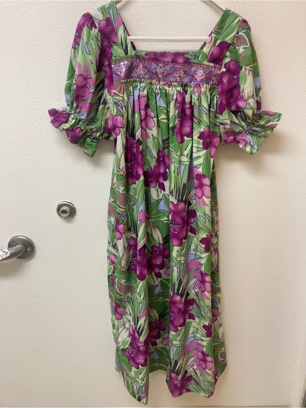 Vintage Hawaiian Sequined and Sparkly   Maxi Dress (L)